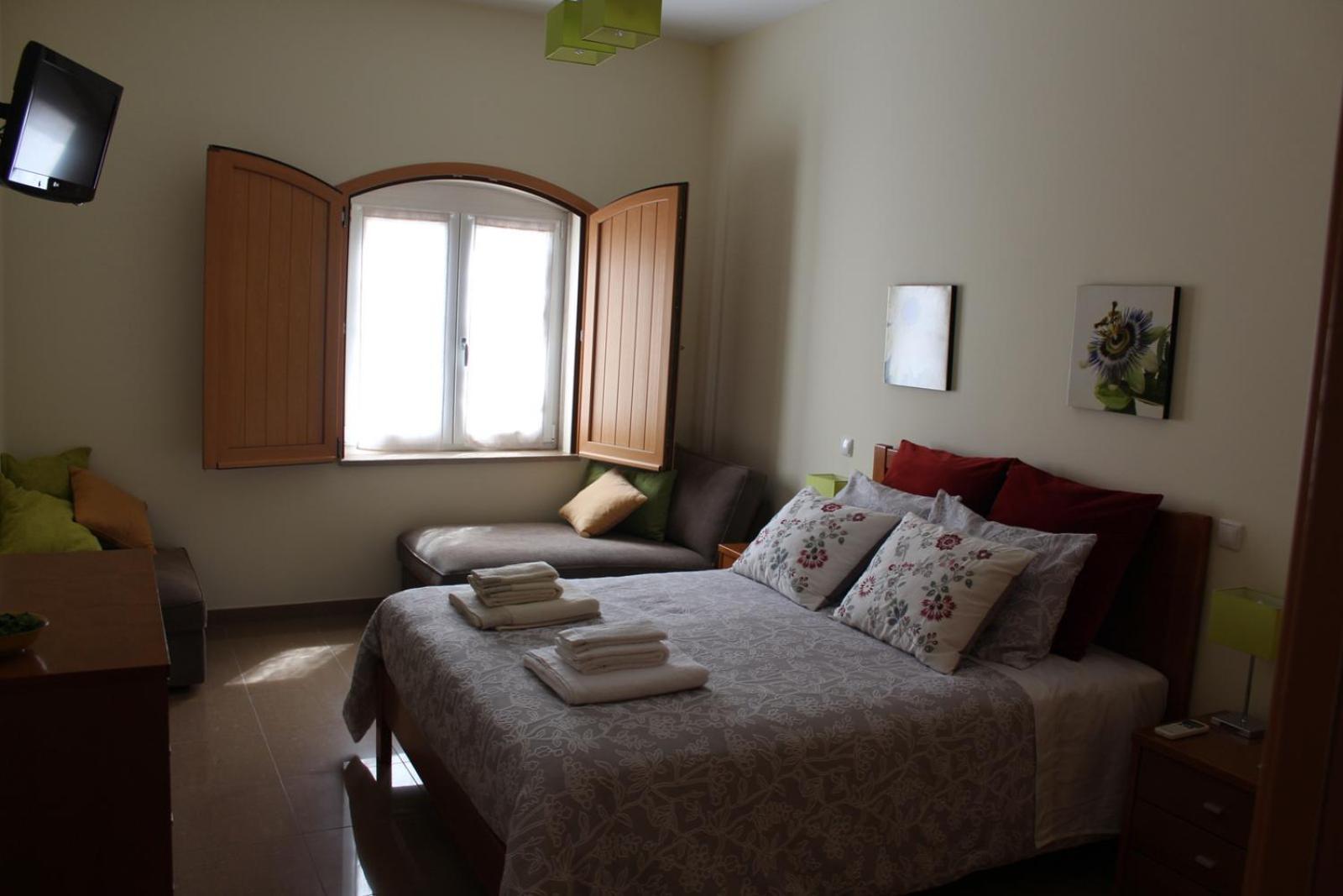 Charming Luz House - T2 Apartment With Jacuzzi Тавира Экстерьер фото